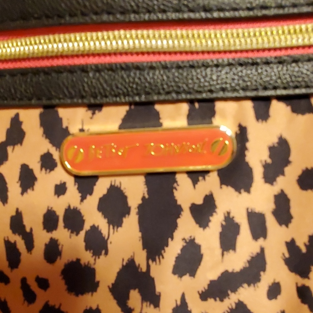 NWOT Betsy Johnson Bag - Picture 3 of 5